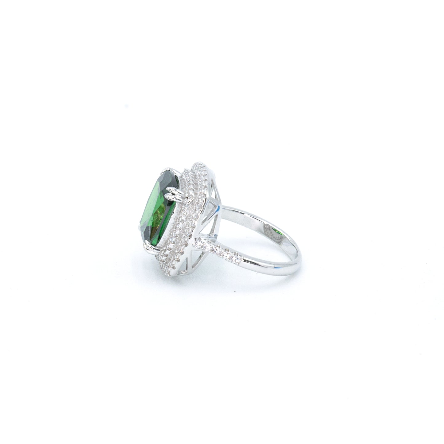 Single stone ring w/ 3A pave CZ stones rhodium plated
