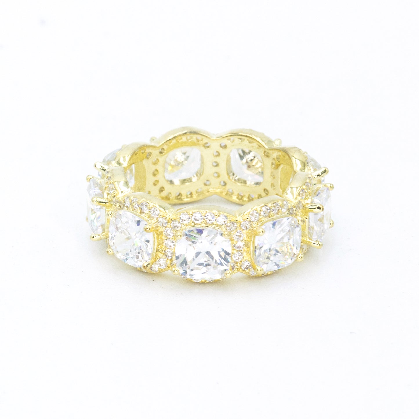 Round Pave encrusted 3A CZ band